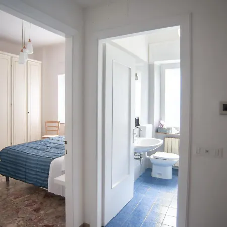 Apartment Arcobaleno *