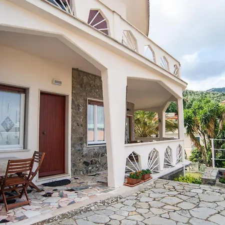 Arcobaleno Apartment